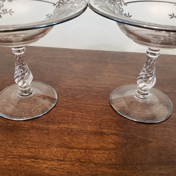 Set of 2 Crystal Pedestal Compote Dishes with Silver Inlay - Picture 6 of 8